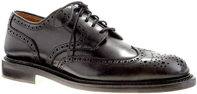 http://georgehahn.com/wp-content/uploads/2012/01/jcrew-preston-wingtip-correct.jpg